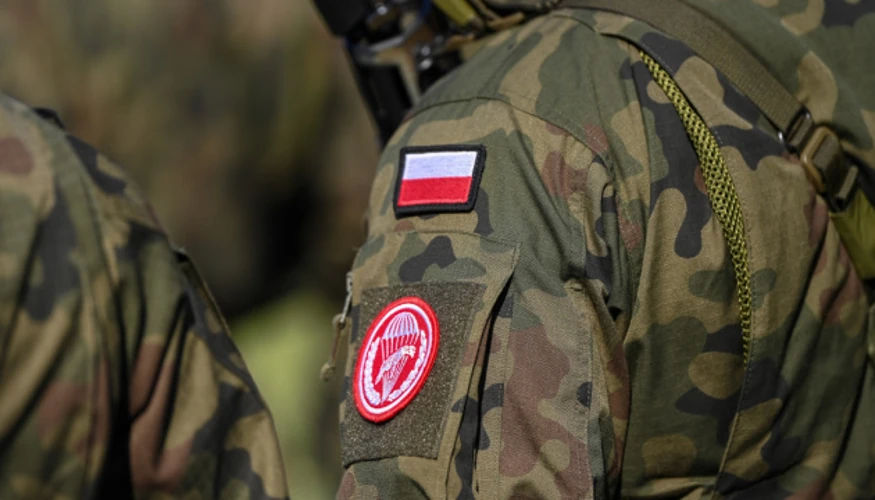 Хто відповідає за знахідку дрона біля Русінова: посадовці та відомства Польщі