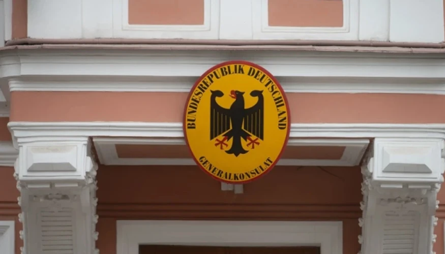 Росія офіційно зупинила роботу генконсульства ФРН у Петербурзі: рішення МЗС