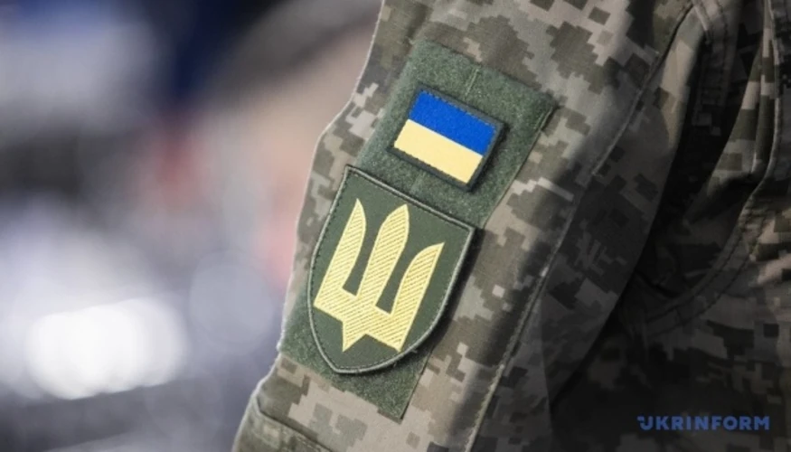 Слідчі готують підозру за ч. 2 ст. 438 КК затриманому у справі 72-ї ОМБр